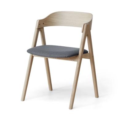 Hammel from – design by Findahl Danish Springer dining chair